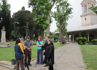 Exploring Kazanlak’s Handicrafts and Culinary Delights